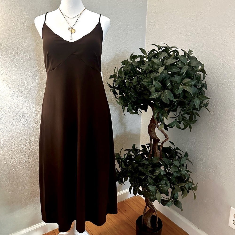 BANANA REPUBLIC chocolate brown tie-back  dress. Size LARGE. New with tags.